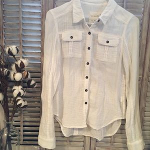 Women’s button down blouse